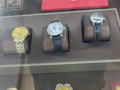 -江奢典汇·名包名表·黄金回收
