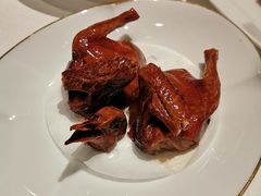 脆皮妙龄鸽-新荣记(建国门外大街店)
