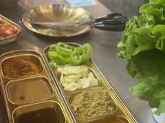 -胡悦里韩式烤肉(芝罘万达广场店)