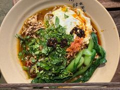 -方铲铲·成都板凳面(滨江银泰店)