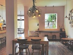 大堂-MAISON门前杂货店