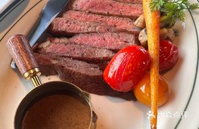 Smoked Wood-Grilled Ribeye Steak