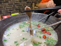 -茸梅路右拐龙虾-农家菜(松江店)