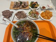-德元兰州纯汤牛肉面(龙阳路店)