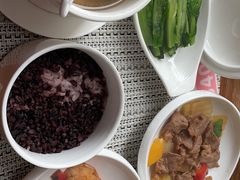 -臻儿屿月子会所(茶山店)