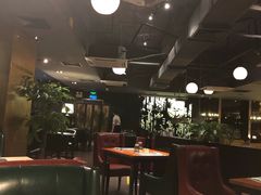 大堂-绿茵阁牛扒餐厅(客村店)