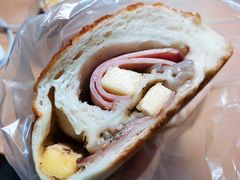火腿奶酪-81BAKERY(大学路店)