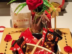 -海底捞火锅(长宁路龙之梦店)