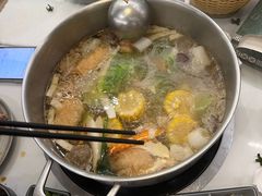 -喃喃椰·糟粕醋·椰子鸡火锅(七堡花园店)