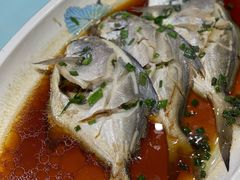 清蒸鲳鱼-小老板海鲜酒家(董家渡店)