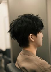 -尤司男士国潮理发馆
