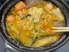 -锅神麻辣烫