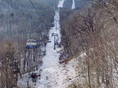 -亚布力新体委滑雪场