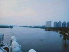 -南京眼步行桥