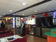 大堂-潮泰牛肉火锅 · 创于1992年(车公庙店)