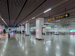 -龙溪路(地铁站)