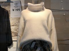 -H&M(天一广场店)