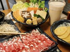 -呷哺呷哺(松北万象汇店)