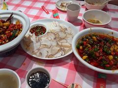 -辣小鲜·南昌大排档(船山路店)