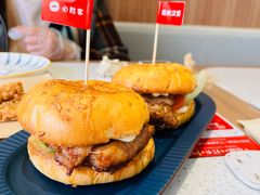 -必胜客(珠海路店)