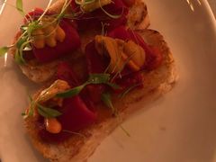 海胆面包配辣椒黄油-Ocean's Table 欧舍