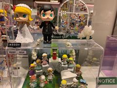 -泡泡玛特POPMART(国金街店)
