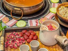 -阿山卓·野生菌火锅·纳西火塘烤肉