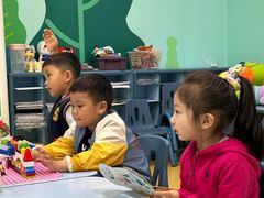 -瑞思少儿中心·少儿英语素养启蒙(勒泰直营校区)