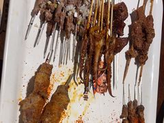 -三个大叔烤羊肉串·歌手驻唱·碳烤鲜肉(西三旗店)