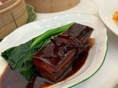 草扎肉-桂满陇·手作小笼包&江南叫花鸡(中山公园店)