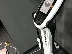 -可逸运动24小时健身