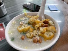 艇仔粥-穗银肠粉店(东川路店)