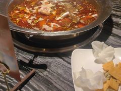 -老船舫·现做活鲜鱼馆(东郊记忆店)