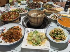 -茅台镇网红溶洞餐厅·茅帮菜馆
