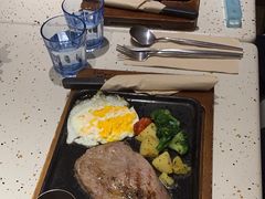 -必胜客(WOW中心城店)