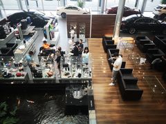 -天津波士信达奔驰4S店(卫津南路店)