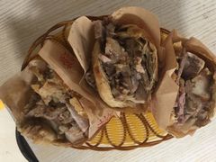 -洪峰浩老北京烧饼夹肉(角门路店)
