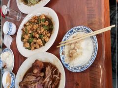 -巷子深菜馆·津门肘子(滨海店)
