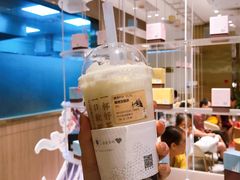 -奈雪的茶(湖滨银泰in77C区PRO店)
