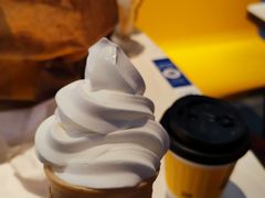 -麦当劳(上海虹桥站30B检票口楼上)