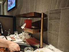 -海底捞火锅(长宁路龙之梦店)