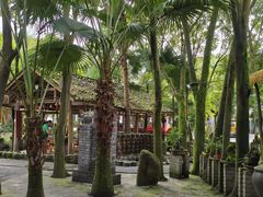 -土砂锅生态山庄·非遗砂锅雅鱼