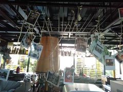 -胡桃里音乐餐厅(陶溪川店)(川湘赣菜·世界百大酒庄直供红酒·音乐表演)