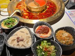 -哥老官重庆美蛙鱼头(龙湖杭州金沙天街店)