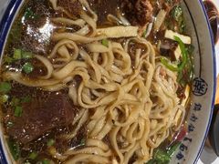 -镇南锅盖面馆(解放路店)