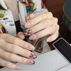 -HUII NAIL绘京美甲美睫会馆
