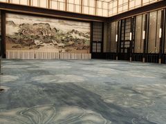 -白玉兰广场停车场