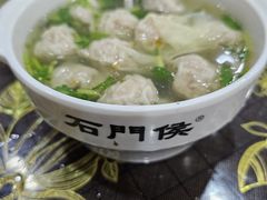-石门侯·石门馄饨侯(革新北街店)