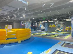 -反弹蹦床公园·亲子乐园·团建·派对(青岛融创茂店)