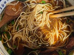 -镇南锅盖面馆(解放路店)